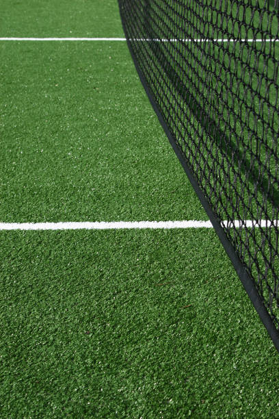 Construction d'un court de tennis en gazon synthétique à Saint-Tropez