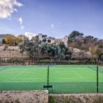 Construction d’un court de tennis à Cannes : Choisir les matériaux adaptés