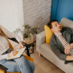 Comment l’hypnose à Lyon peut-elle aider à arrêter de fumer ?