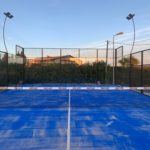 Comment éviter les fissures après la construction d’un court de tennis en béton poreux à Cannes ?