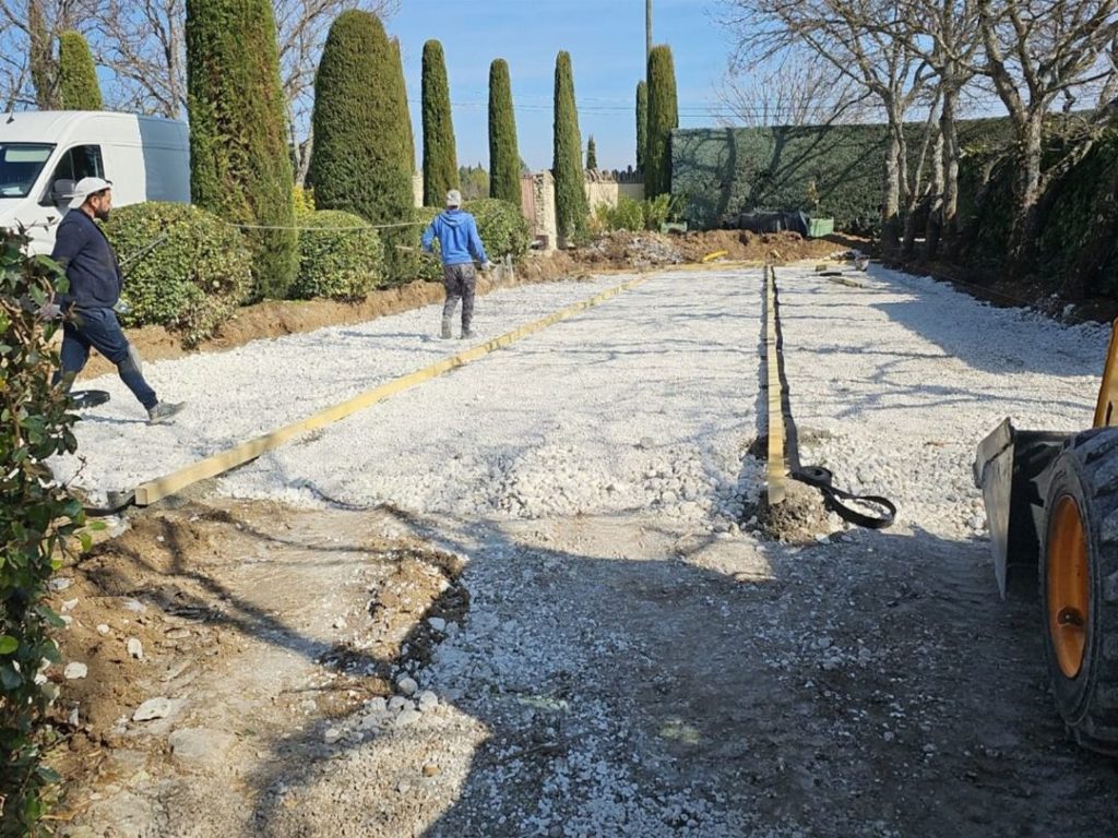 Construction d'un court de tennis à Nice