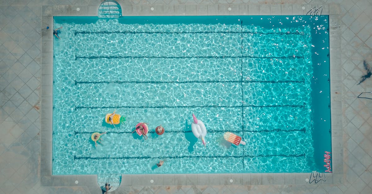 découvrez notre sélection de bouées et flotteurs de piscine, idéaux pour passer des journées ensoleillées. style, confort et amusement garantis pour toute la famille !