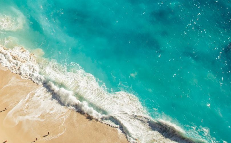 découvrez bali, une île indonésienne paradisiaque réputée pour ses plages de rêve, ses rizières verdoyantes, sa culture unique et ses temples fascinants. préparez votre voyage vers une destination exotique et pleine de charme !