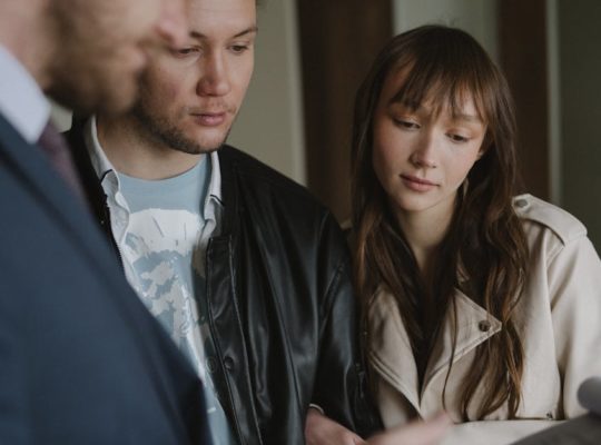 découvrez notre guide business complet pour accompagner le développement de votre entreprise : conseils pratiques, stratégies efficaces et ressources essentielles pour réussir dans le monde des affaires.