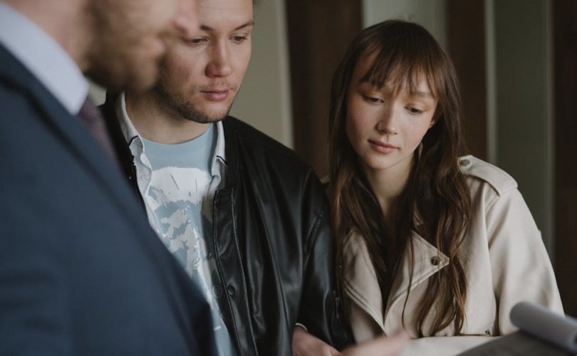 découvrez notre guide business complet pour accompagner le développement de votre entreprise : conseils pratiques, stratégies efficaces et ressources essentielles pour réussir dans le monde des affaires.