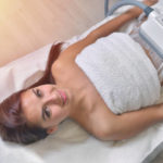 Quelles sont les différences entre cryolipolyse à Lyon et liposuccion ?