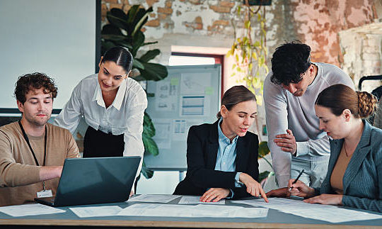 la performance technique représente un facteur clé pour garantir un E-Commerce Lyon solide et efficace. En effet, la maintenance