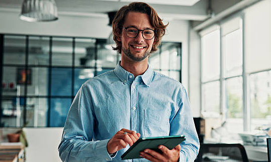 un E-Commerce Lyon performant commence par une architecture web rapide, sécurisée et capable d’encaisser les pics