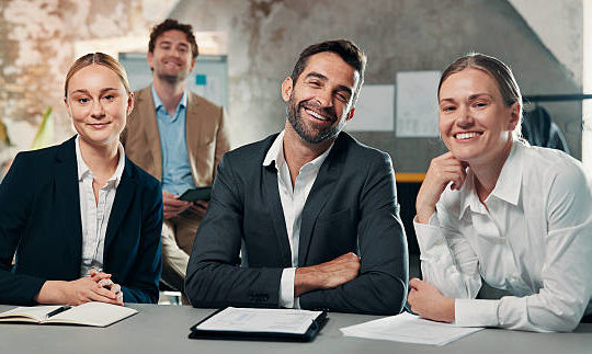 pour réussir un projet E-Commerce Lyon, cette étape est essentielle pour générer un trafic qualifié. En effet, sans stratégie