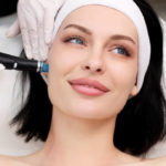 Peut-on faire un hydrafacial à Lyon avant des injections de médecine esthétique ?