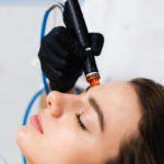 L’hydrafacial à Lyon permet-il d’améliorer durablement la texture et l’apparence de la peau ?