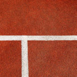 Une rénovation court de tennis en terre battue à Cannes peut-elle améliorer le confort de jeu ?